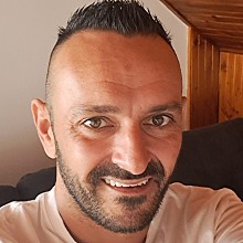 Muž, 43 rokov, Sekule
